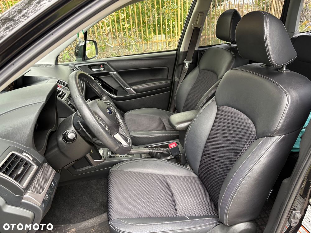 Subaru Forester 2.0 i Exclusive (EyeSight) Lineartronic - 8