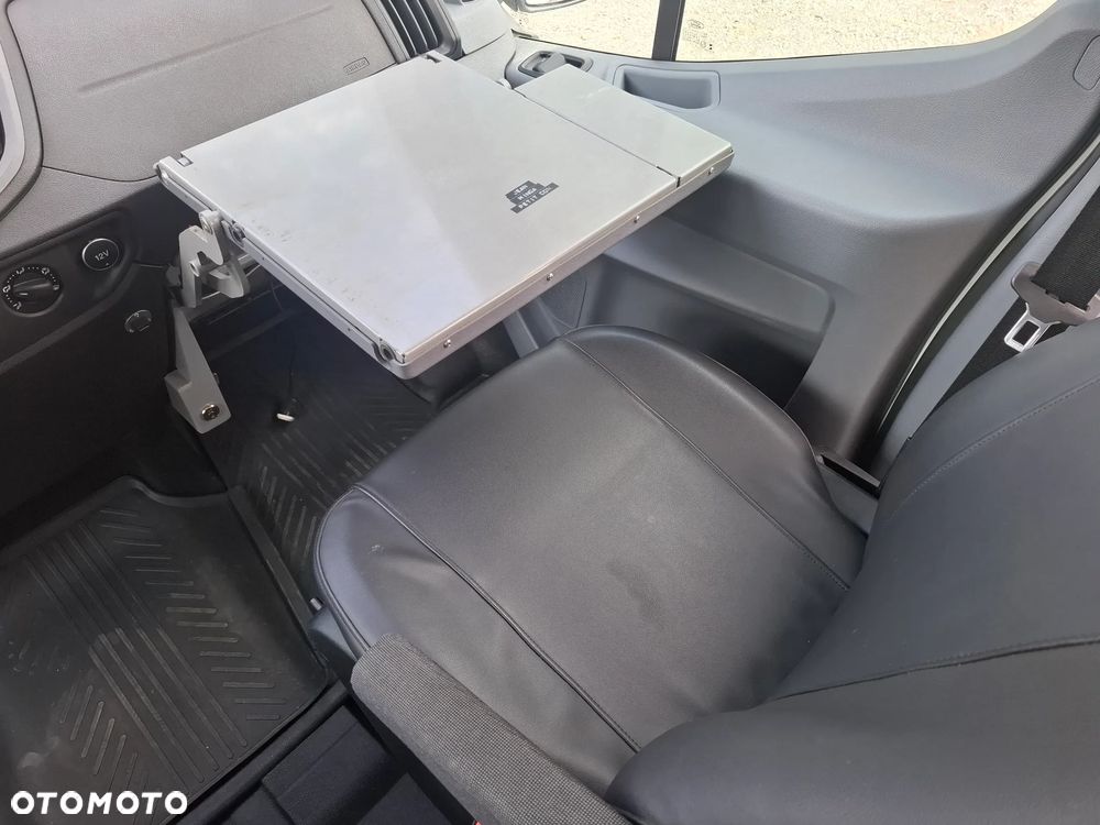 Ford Transit - 13