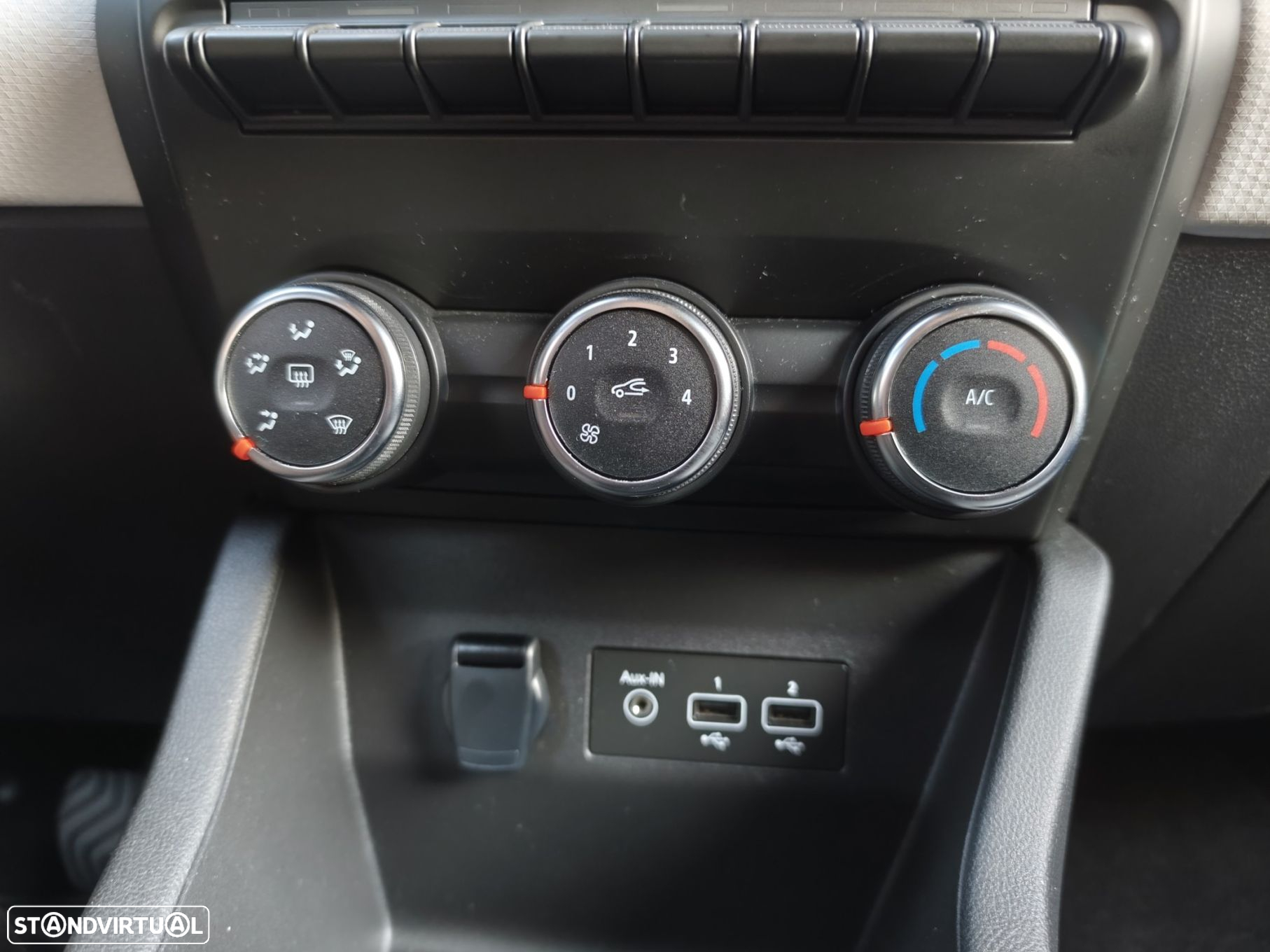 Renault Clio 1.5 Blue dCi Evolution - 22