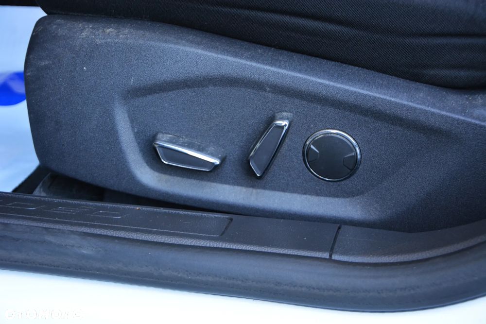 Ford Mondeo Turnier 1.5 TDCi ECOnetic Start-Stopp Business Edition - 17