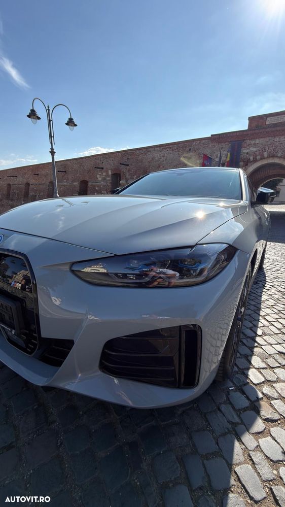 BMW i4 - 4