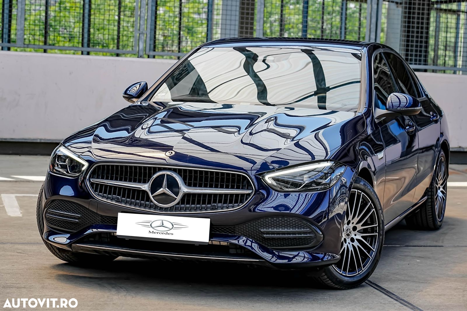 Mercedes-Benz C - 3