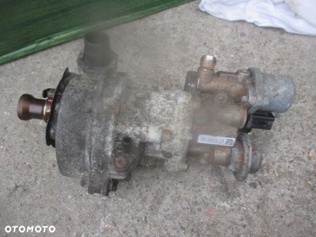 BMW F10 F11 N55B30A N55 E70 X5 F20 X3 F25 pompa paliwa 7615617-01 - 1