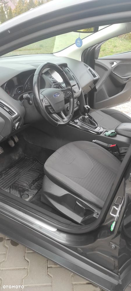 Ford Focus 1.5 TDCi Titanium - 19