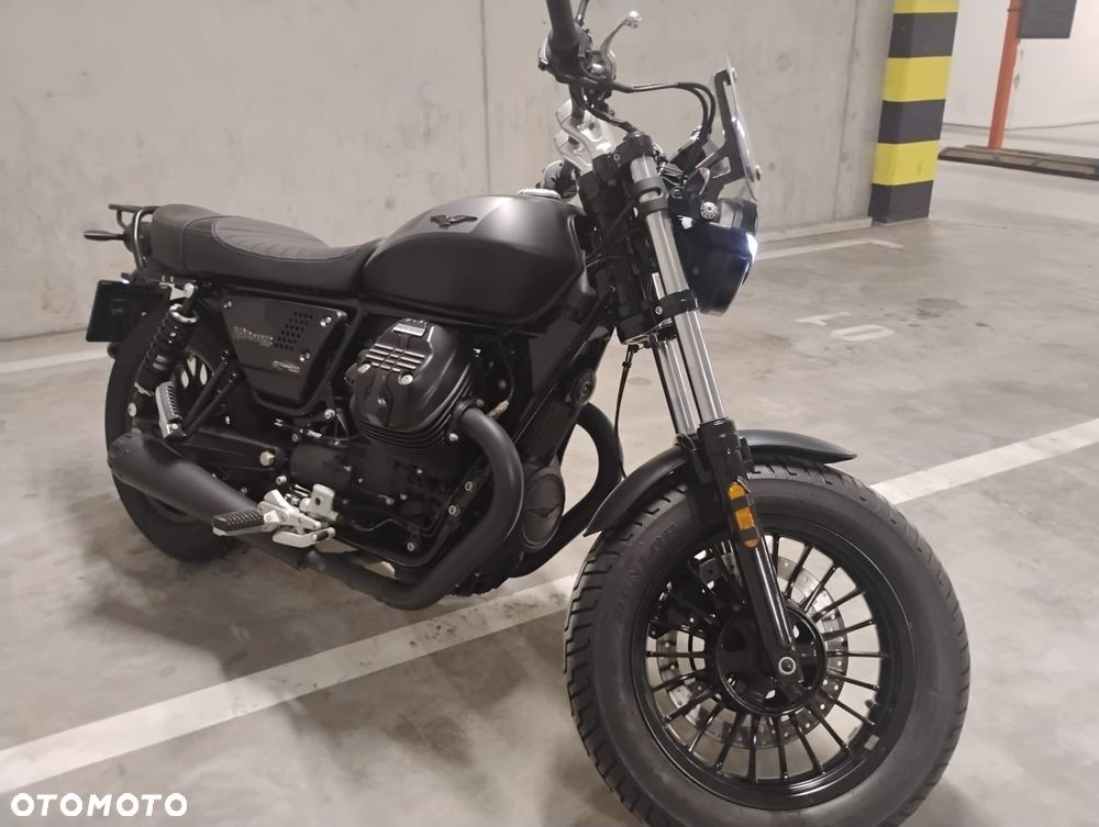 Moto Guzzi V9 - 10