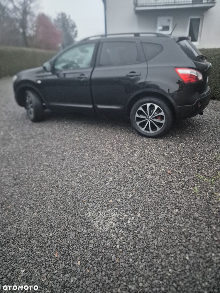 Nissan Qashqai - 4