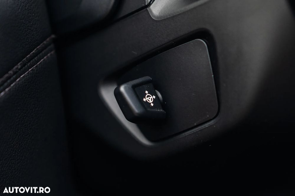 BMW Seria 7 740d xDrive MHEV - 23