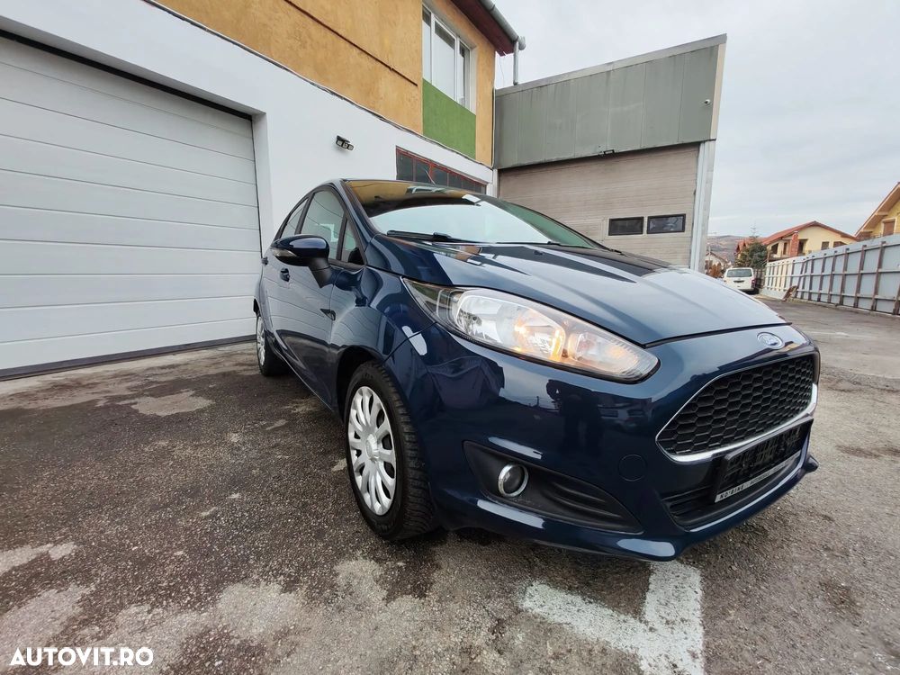 Ford Fiesta 1.5 TDCi Ambiente - 4