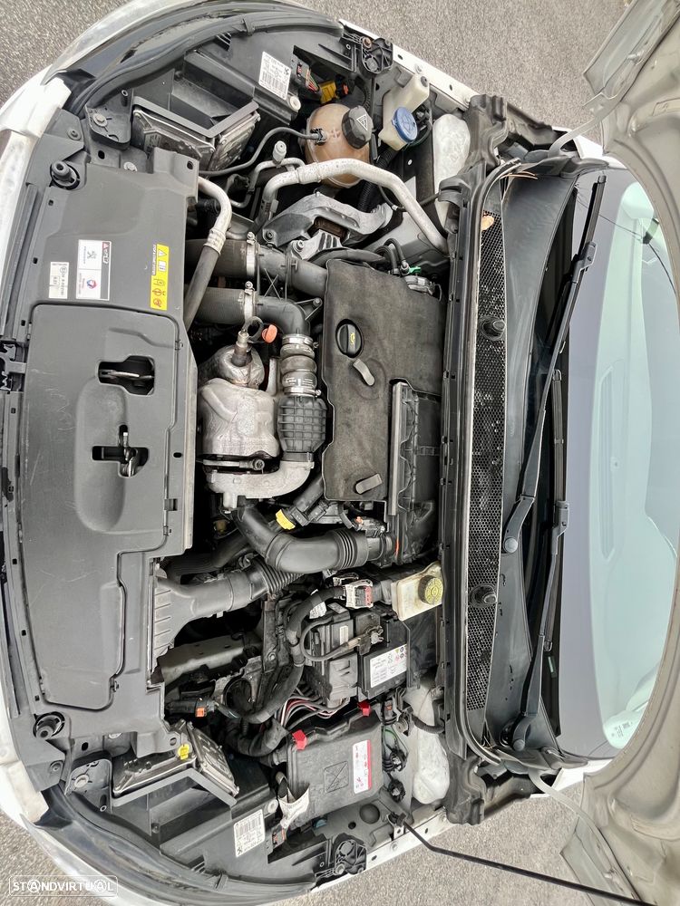 Peugeot 308 SW BlueHDi 120 Stop & Start Allure - 13