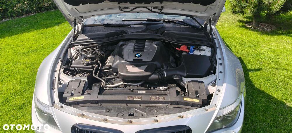 BMW Seria 6 650 i - 27