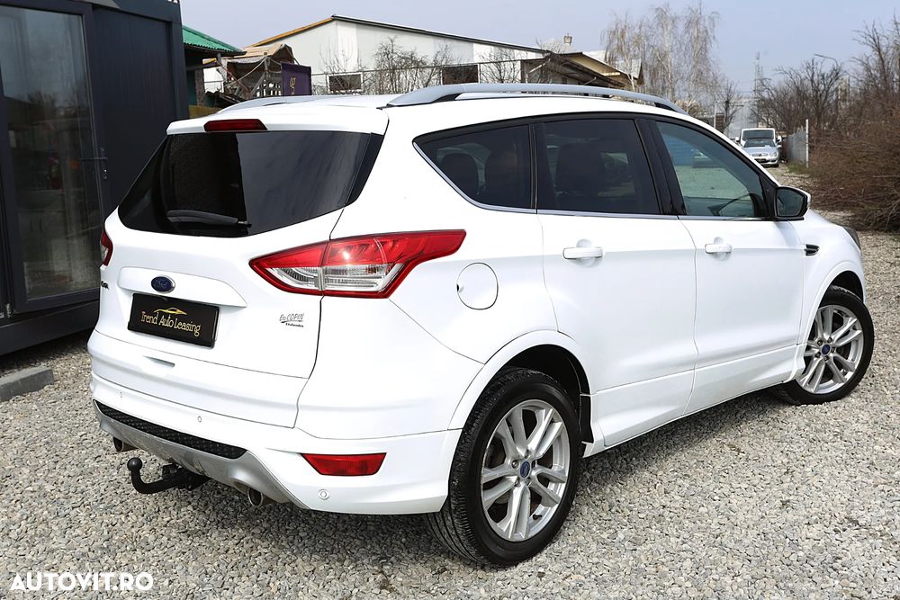Ford Kuga 2.0 TDCi 4x4 Aut. ST-Line - 4