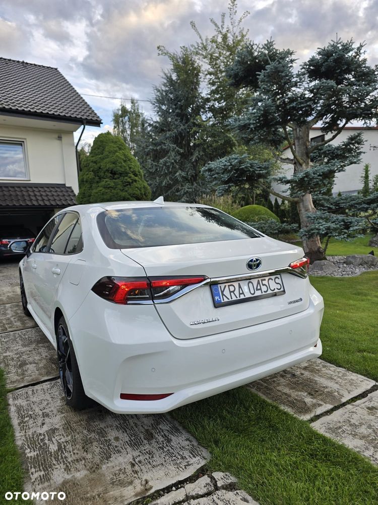 Toyota Corolla 1.8 Hybrid Comfort - 12