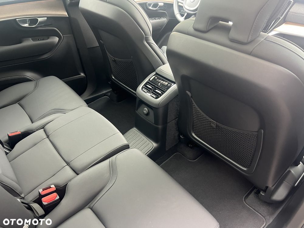Volvo XC 90 T8 AWD Recharge Plus Dark - 35