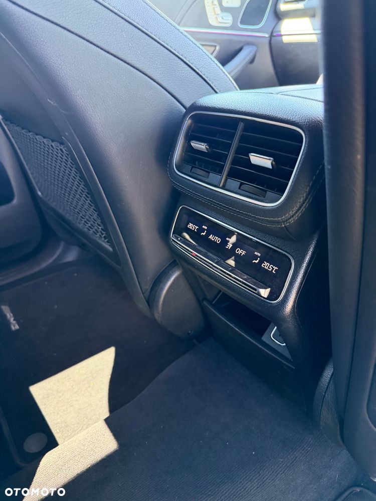 Mercedes-Benz GLE 350 d 4Matic 9G-TRONIC AMG Line - 25