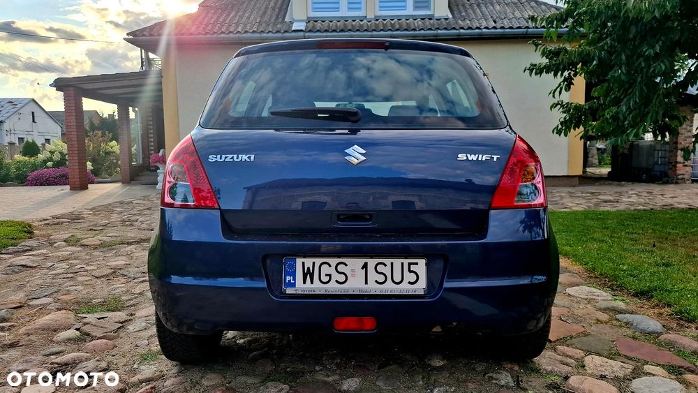 Suzuki Swift 1.3 Club - 17