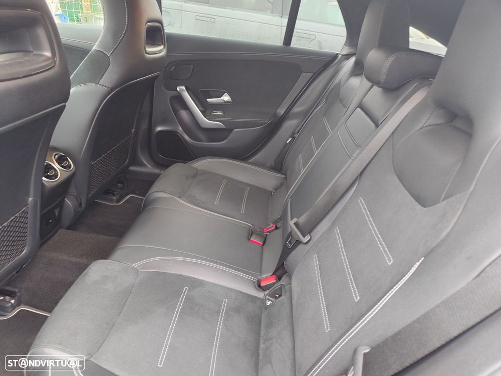 Mercedes-Benz CLA 250 e Shooting Brake AMG Line - 18