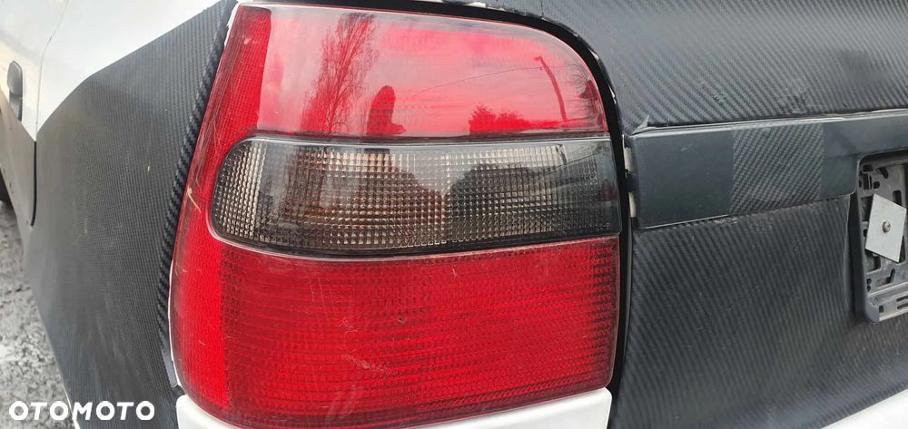 Skoda Felicia Lampy tylne, lewa, prawa - 1