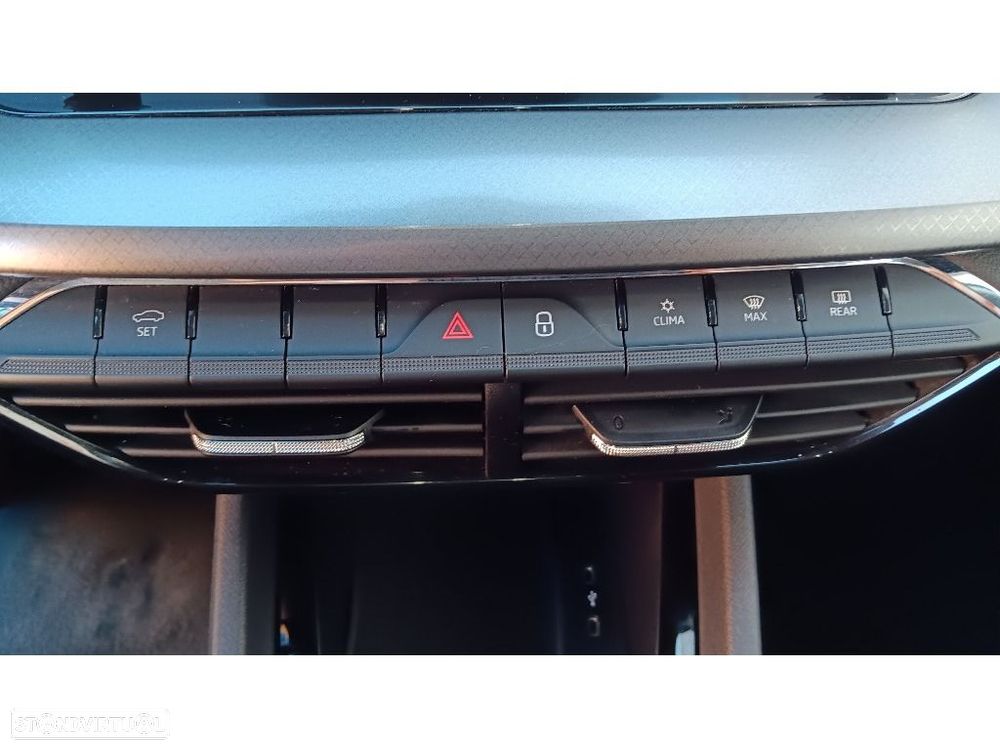 Skoda Octavia Break 2.0 TDI Ambition DSG - 22