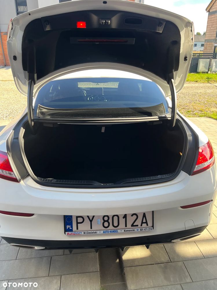Mercedes-Benz Klasa C 200 Coupe AMG Line - 9