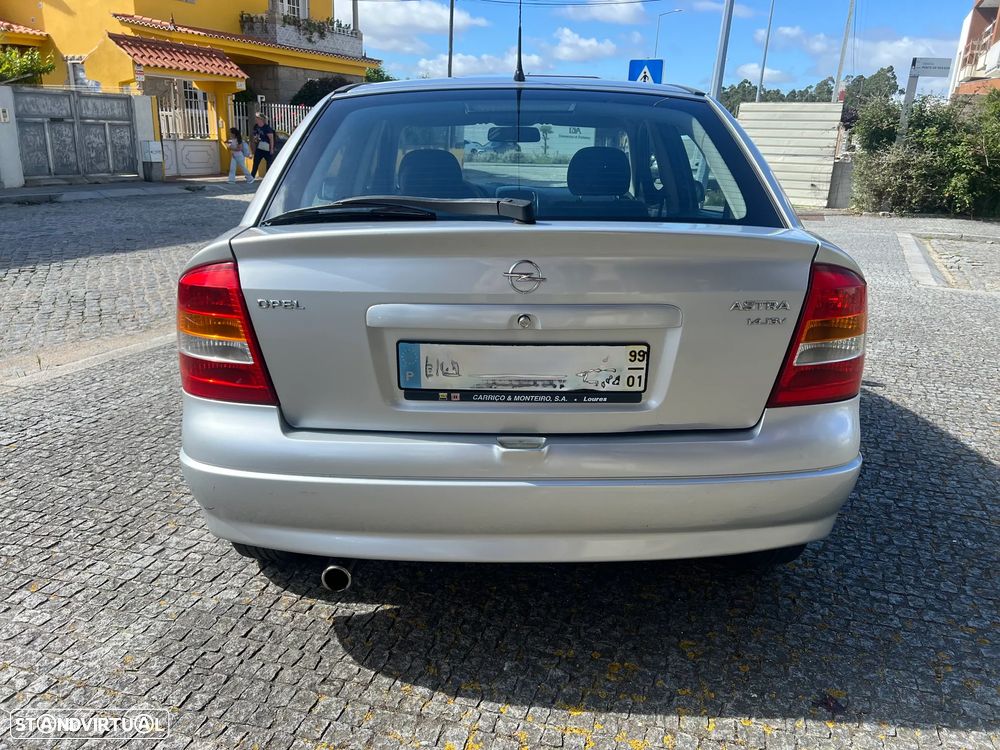 Opel Astra 1.4 Club - 14