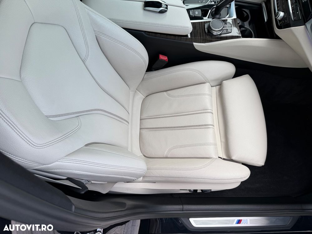BMW Seria 5 530d xDrive Aut. - 37