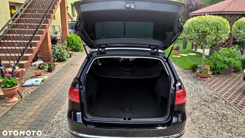 Volkswagen Passat 2.0 TDI Comfortline - 9