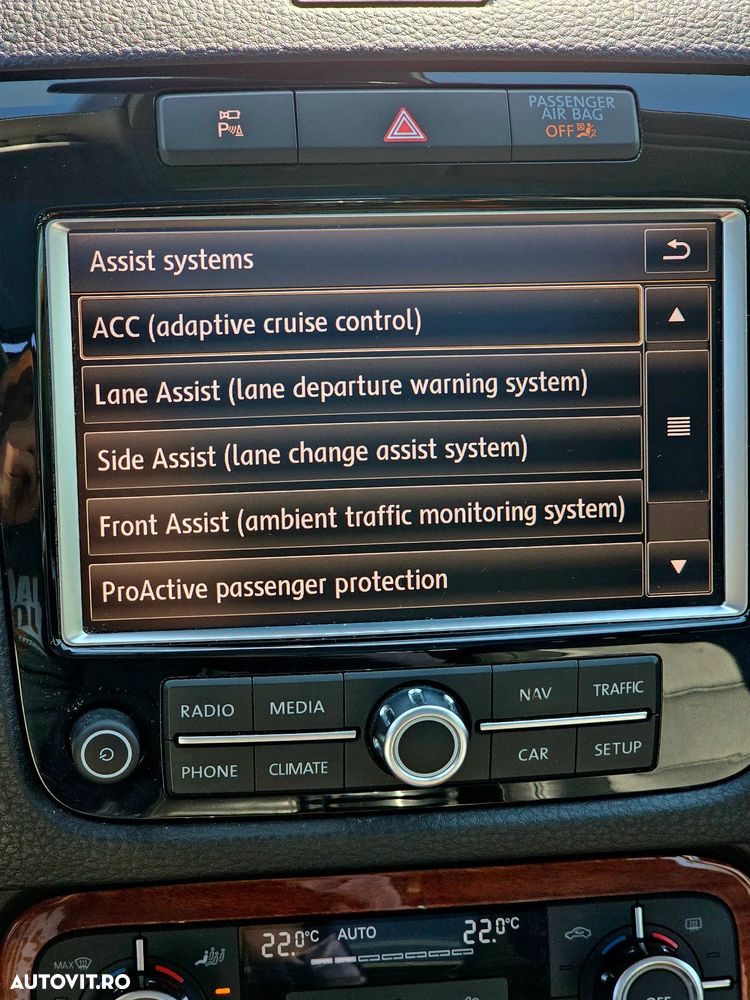 Volkswagen Touareg - 14