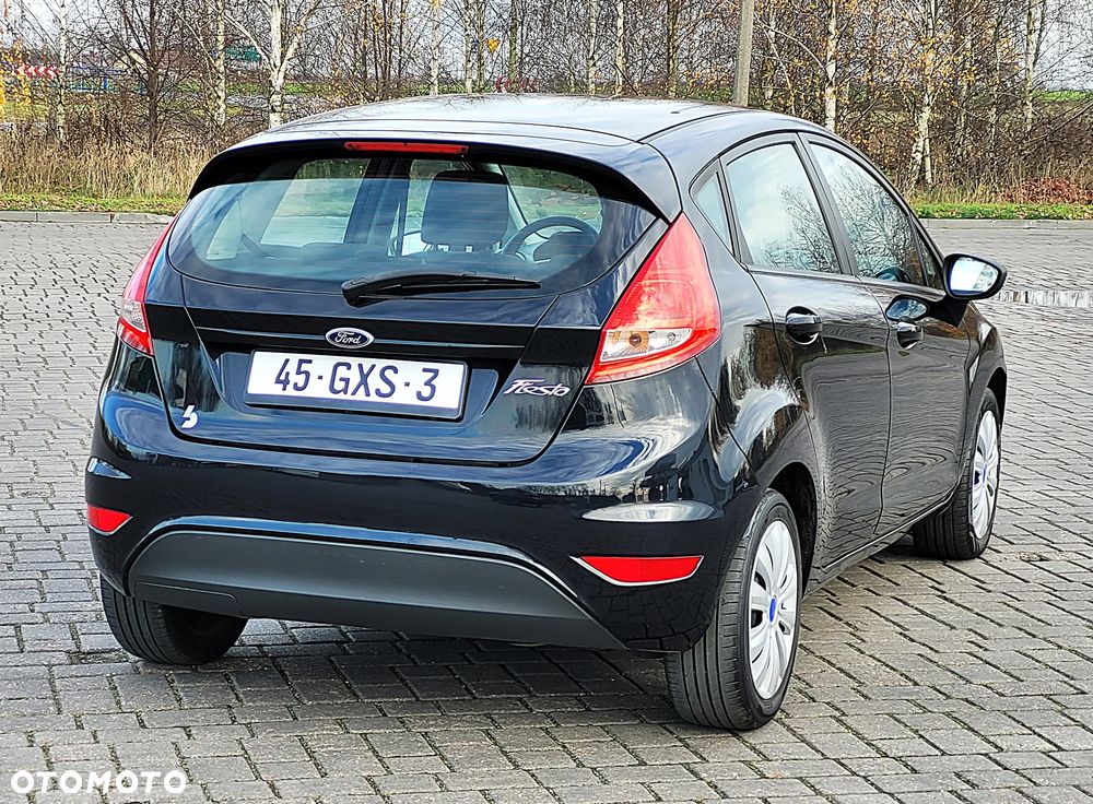 Ford Fiesta 1.25 Trend EU5 - 11