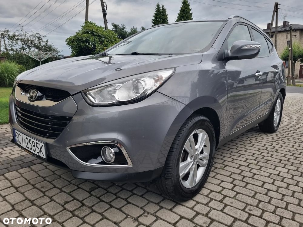 Hyundai ix35 2.0 CRDi 4WD Fifa World Cup Gold Edition - 3