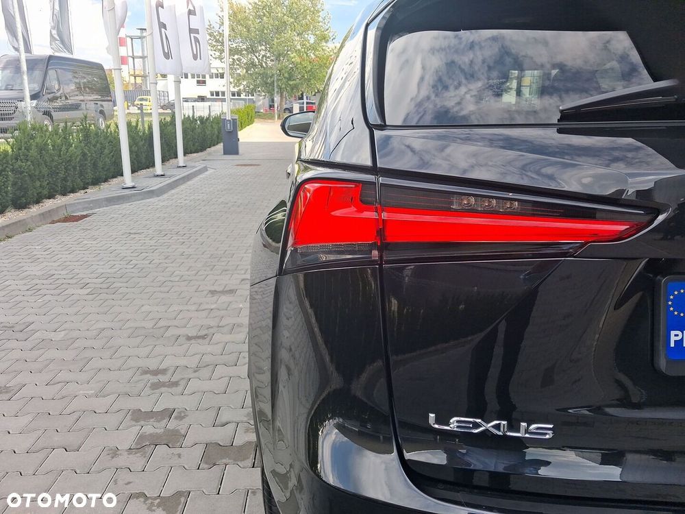 Lexus NX 300 GPF F Sport Edition AWD - 23