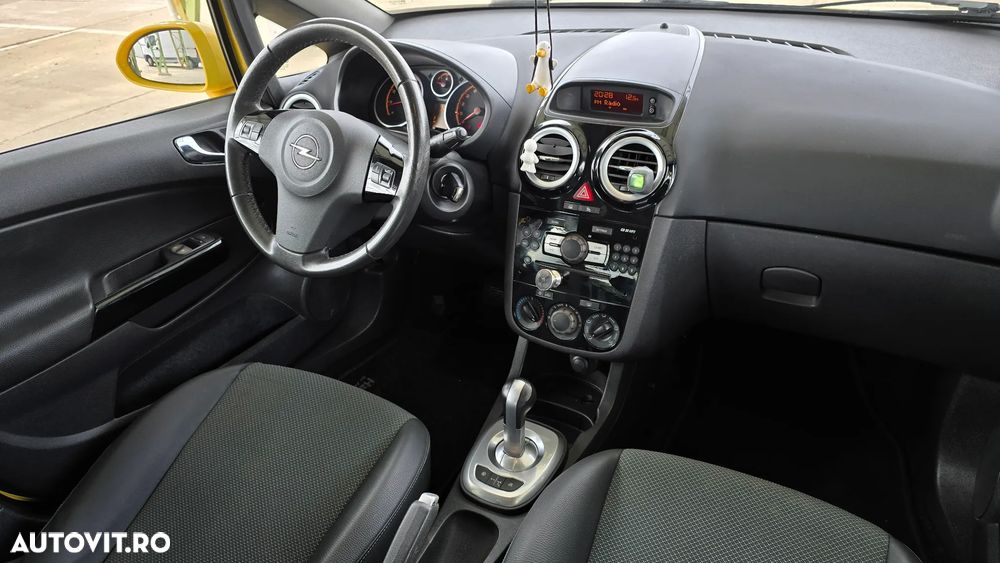 Opel Corsa 1.2i Easytronic Cosmo - 7