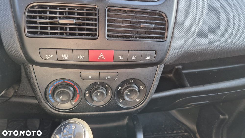 Fiat Doblo - 21