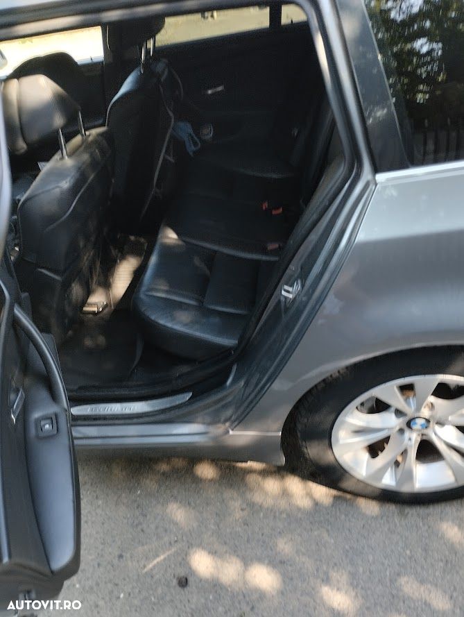 BMW Seria 5 520d Aut. Edition Exclusive - 11