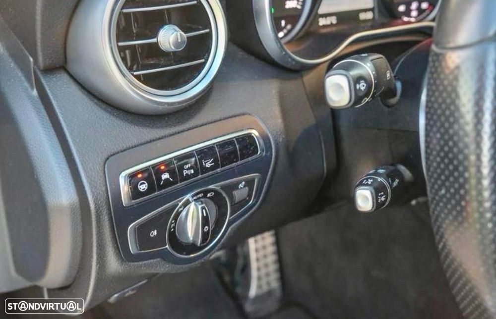 Mercedes-Benz C 220 d Coupe 9G-TRONIC AMG Line - 10