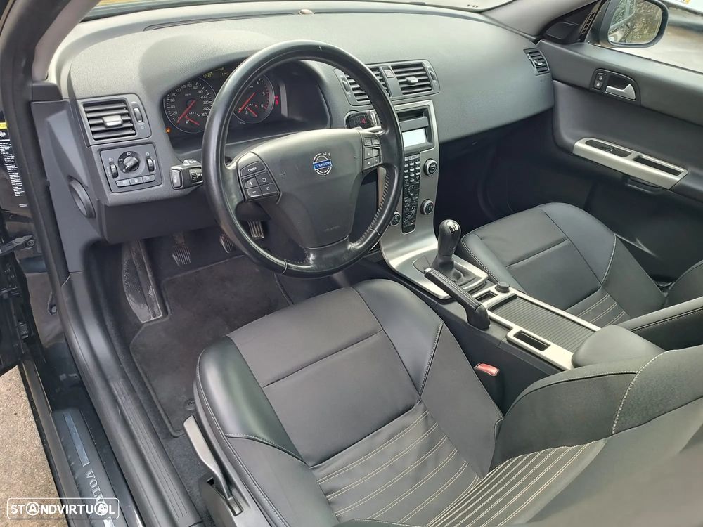 Volvo S40 1.6 D Momentum - 10