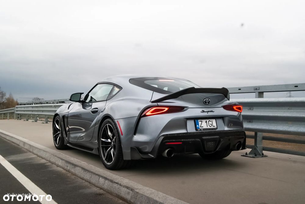 Toyota Supra - 2
