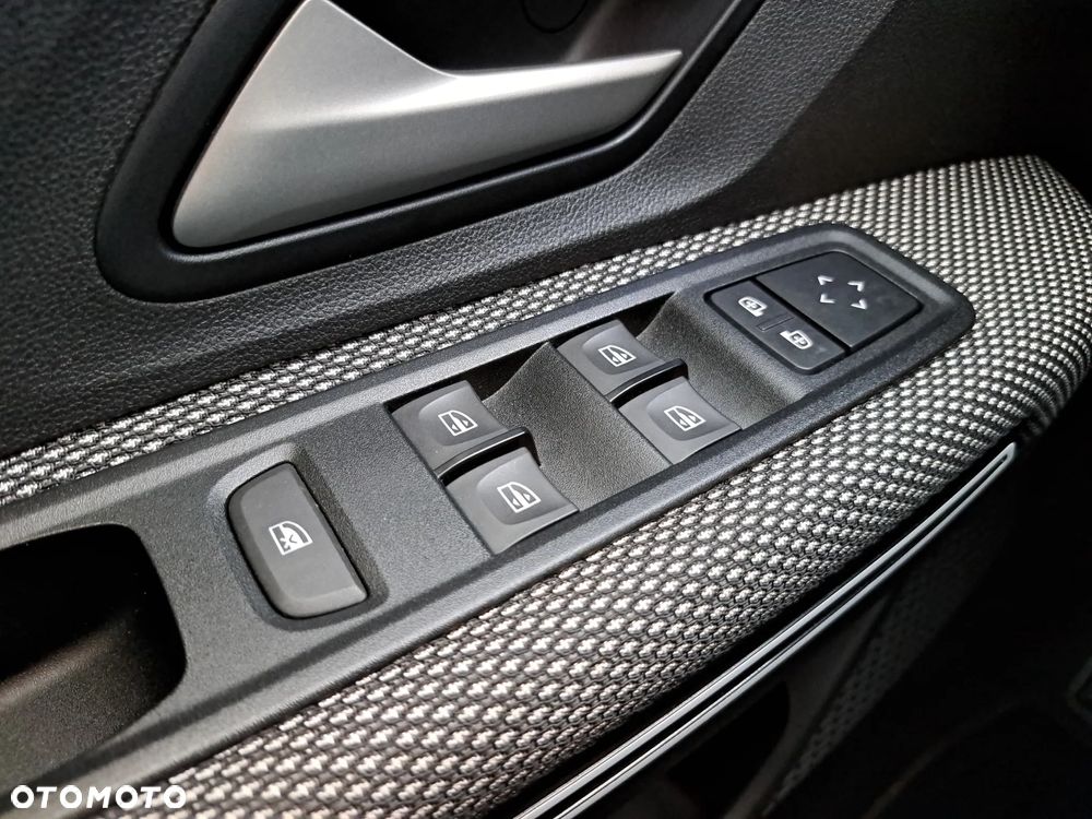 Dacia Jogger 1.0 TCe SL Extreme 7os - 17