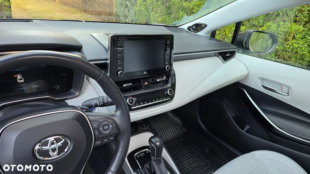 Toyota Corolla 2.0 Hybrid Executive - 20