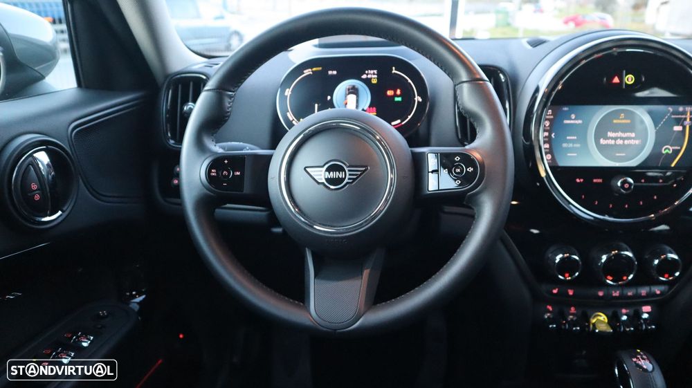 MINI Countryman Cooper SE ALL4 Auto - 21