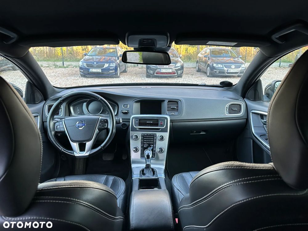 Volvo V60 - 25