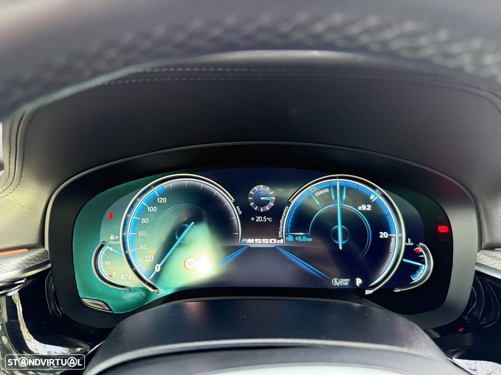 BMW M550d xDrive Auto - 15
