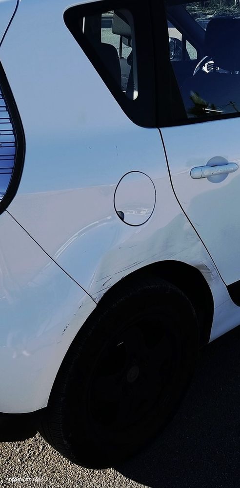 Renault Scénic 1.5 dCi Dynamique S - 9