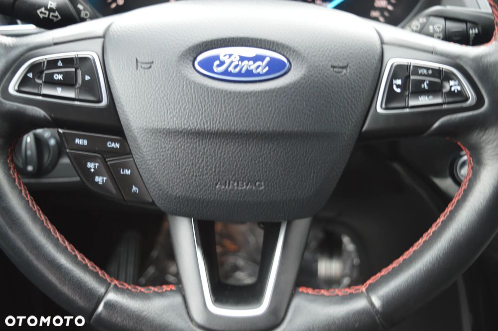Ford Kuga 1.5 EcoBoost 2x4 ST-Line - 20