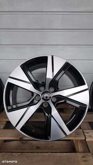 Felgi aluminiowe Volvo XC40 HYBRYDA/ELECTRIC 19" 5x108 Et 50,5 Et56 (OL712F) - 3