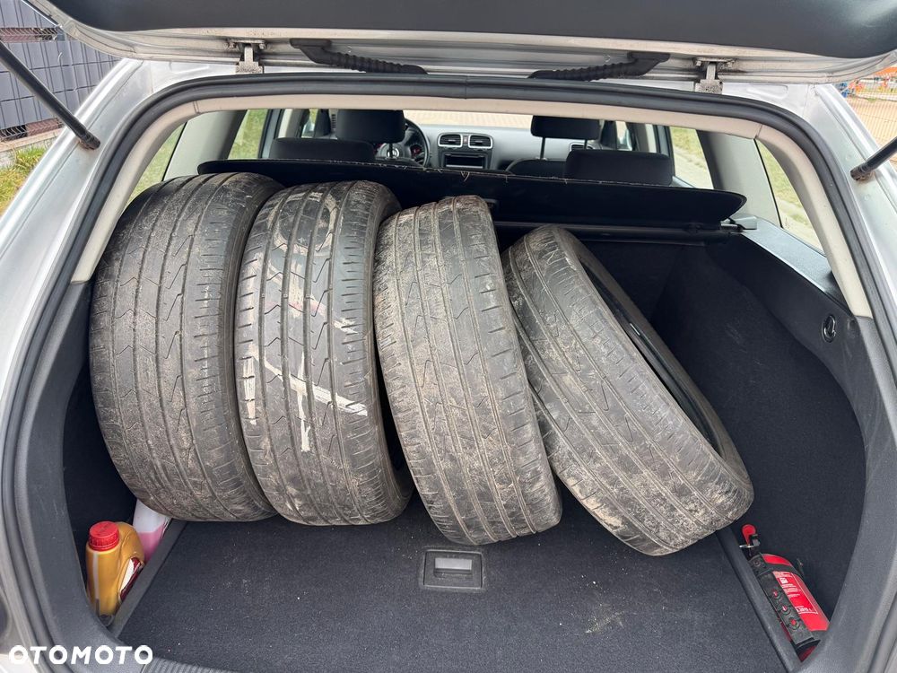 Volkswagen Golf 1.6 TDI Comfortline - 11