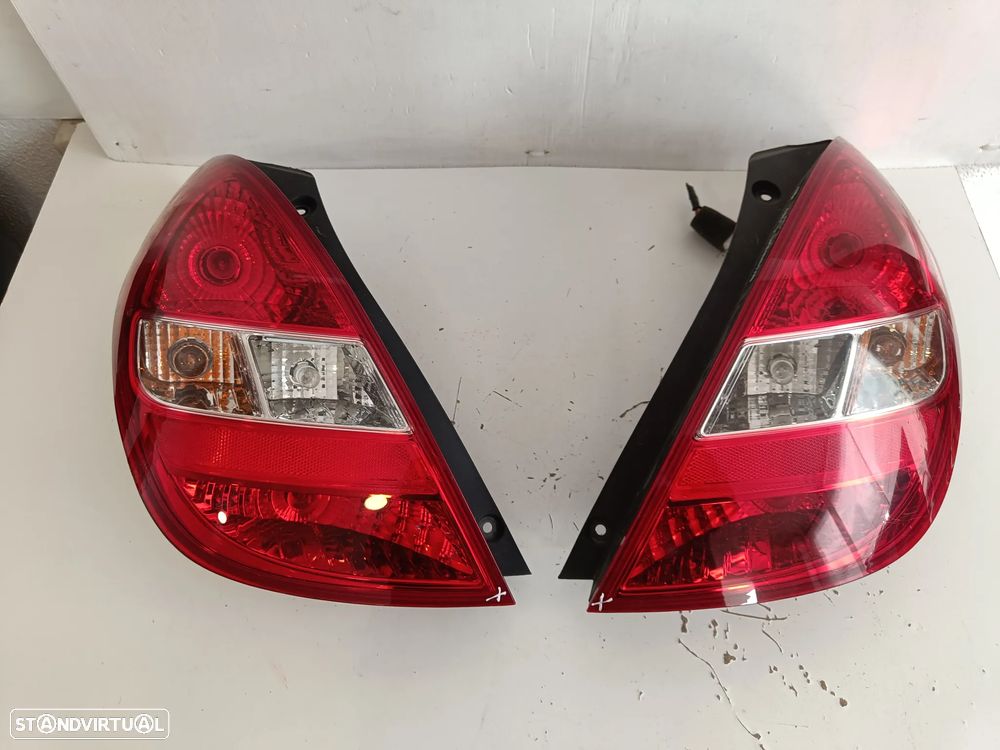 Farol farolim Hyundai i20 2010 - 4
