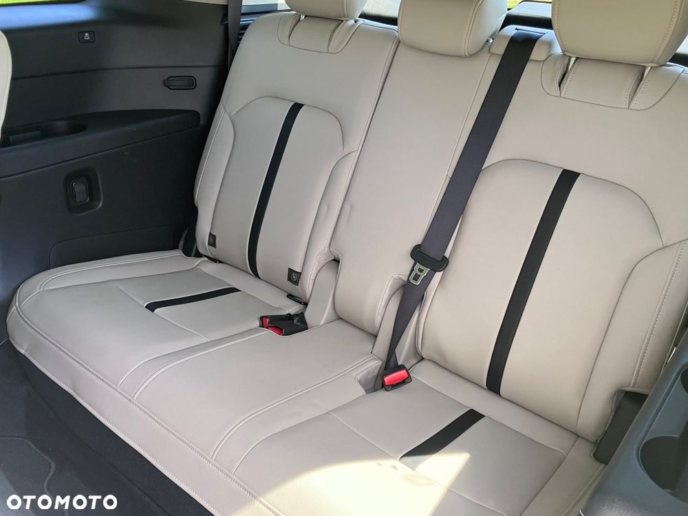 Mazda CX-90 - 10