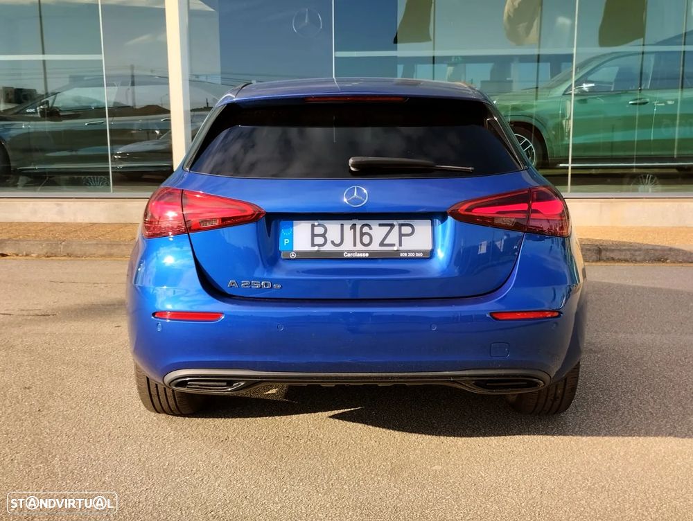 Mercedes-Benz A 250 e 8G-DCT Progressive Advanced - 8