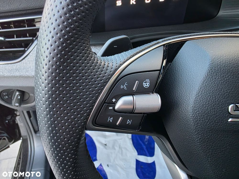 Skoda Kamiq 1.0 TSI Selection DSG - 23