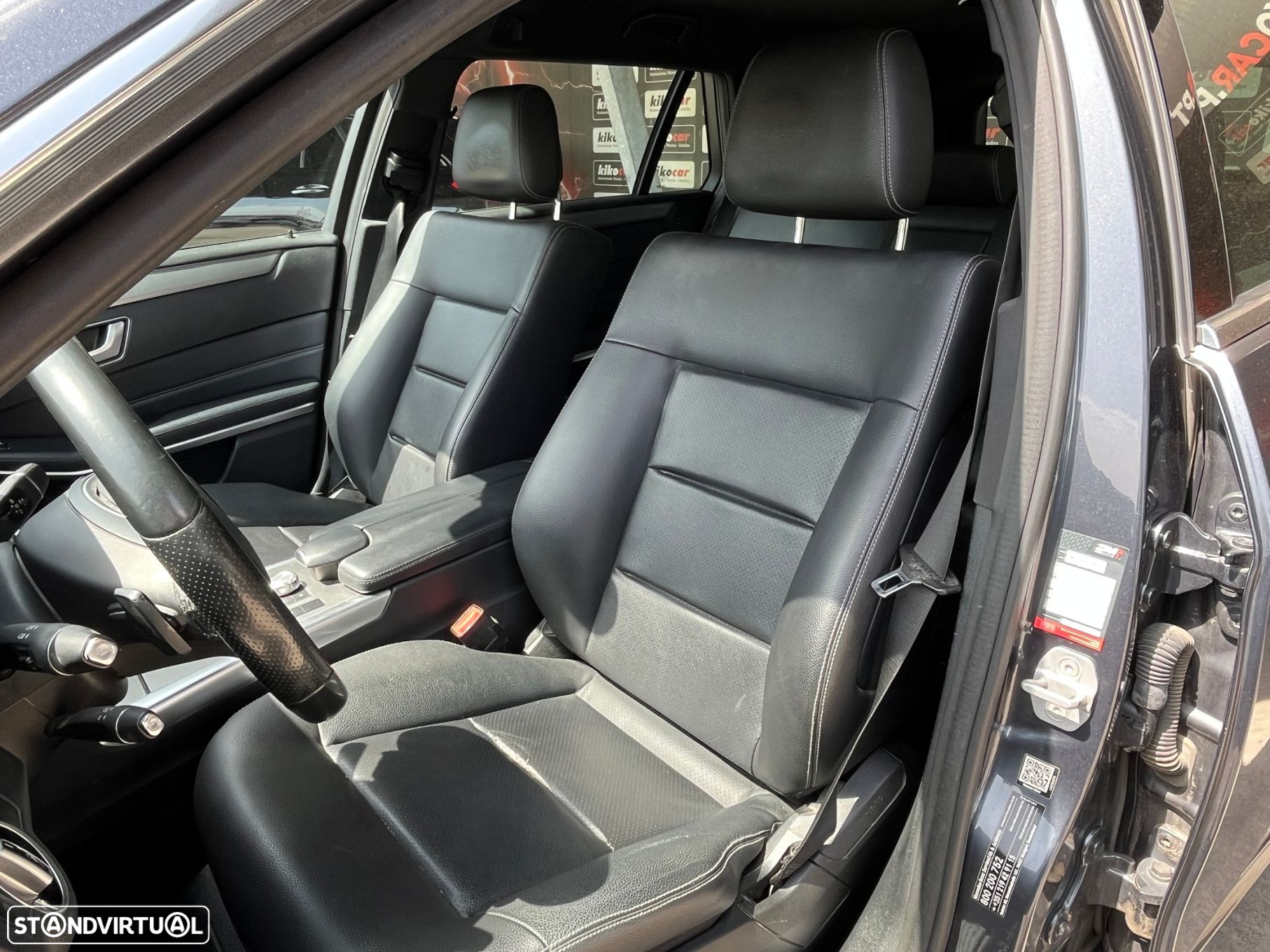 Mercedes-Benz E 300 Bluetec Hybrid Avantgarde - 17